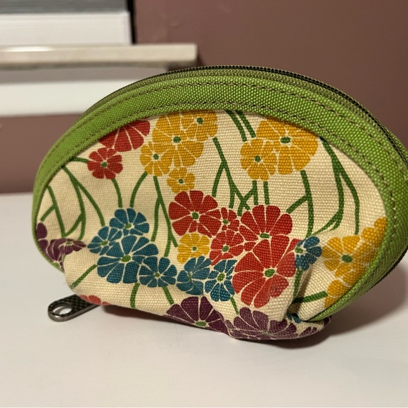 Fossil Cream Floral Canvas Pouch with Green Trim & matching wallet! - Picture 4 of 8